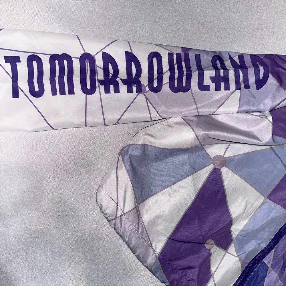 Disney Parks purple wall Tomorrowland jacket size small - Picture 2 of 5